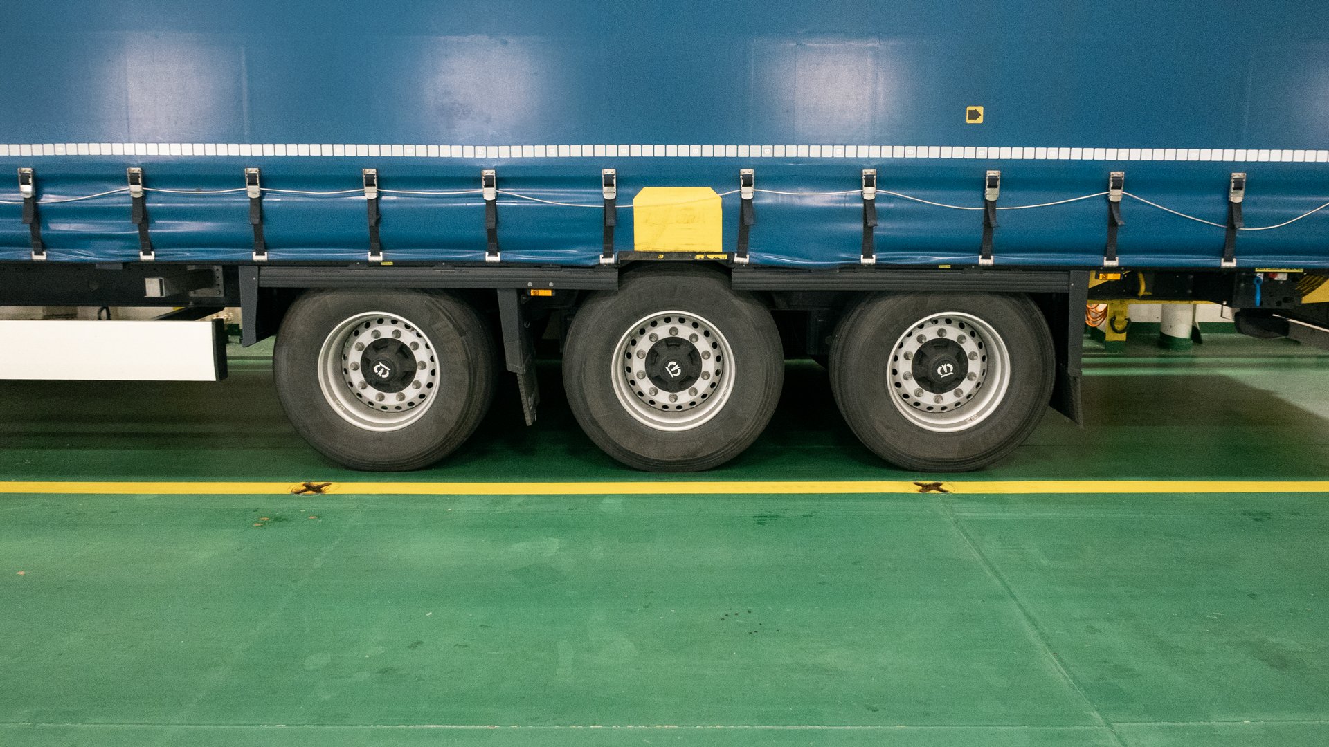 trailer tires
