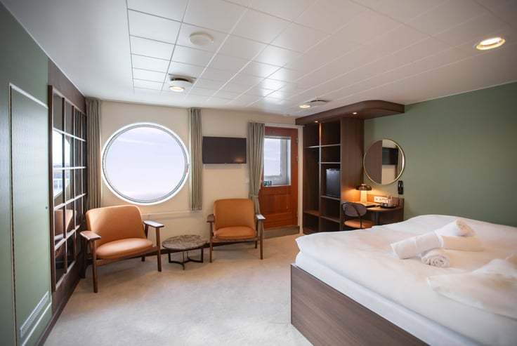 2-sengs Commodore Balcony - Pearl P2