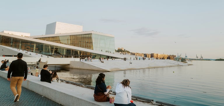 Strandpromenade ved Oslo Operahus
