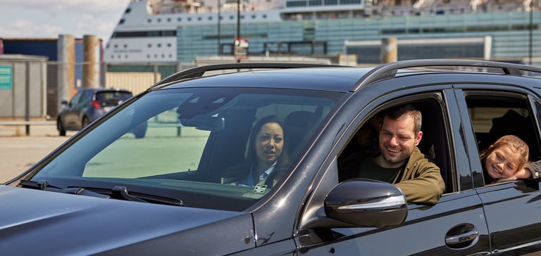 Familie i en bil